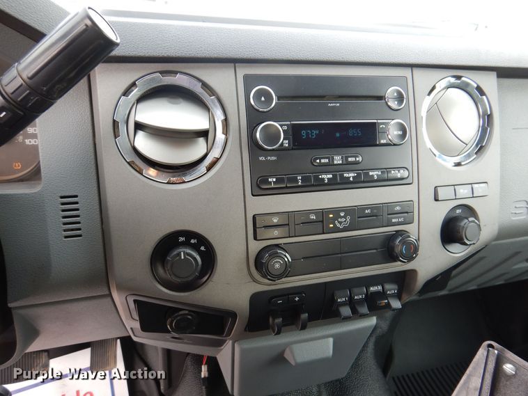 image for item MO9581 2012 Ford F250 Super Duty XLT  SuperCab pickup truck