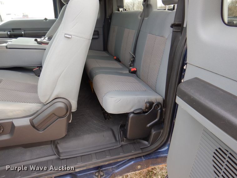 image for item MO9581 2012 Ford F250 Super Duty XLT  SuperCab pickup truck