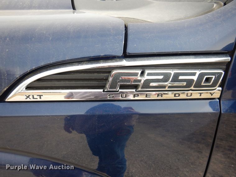 image for item MO9581 2012 Ford F250 Super Duty XLT  SuperCab pickup truck