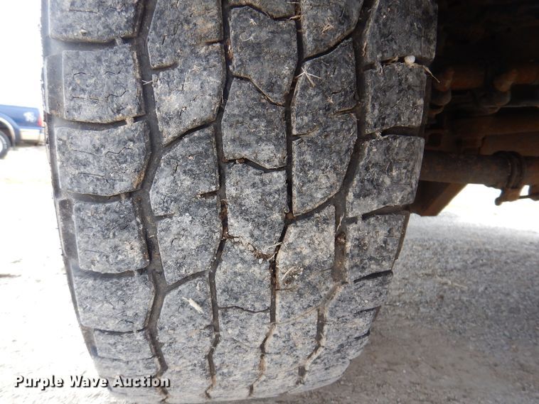 image for item MO9581 2012 Ford F250 Super Duty XLT  SuperCab pickup truck