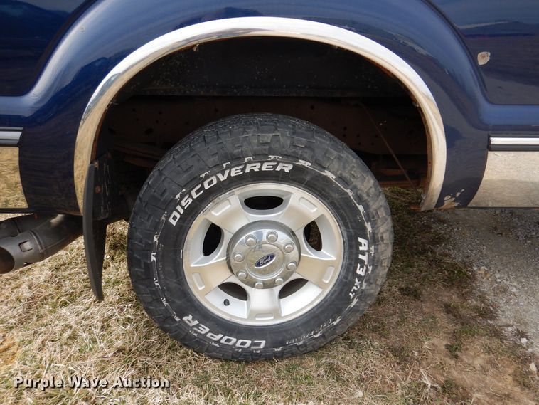 image for item MO9581 2012 Ford F250 Super Duty XLT  SuperCab pickup truck