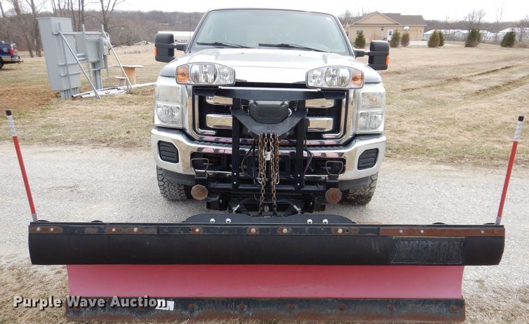 image for item MO9582 2012 Ford F250 Super Duty XLT  Crew Cab pickup truck