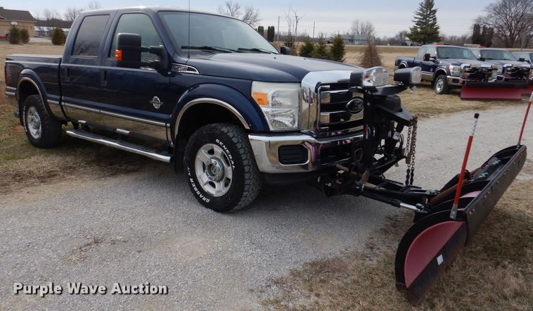 image for item MO9582 2012 Ford F250 Super Duty XLT  Crew Cab pickup truck