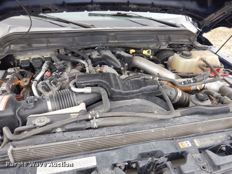 image for item MO9582 2012 Ford F250 Super Duty XLT  Crew Cab pickup truck