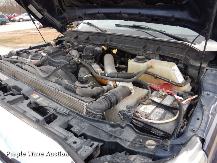 image for item MO9582 2012 Ford F250 Super Duty XLT  Crew Cab pickup truck