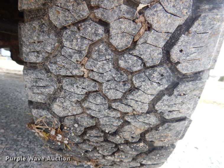 image for item MO9582 2012 Ford F250 Super Duty XLT  Crew Cab pickup truck