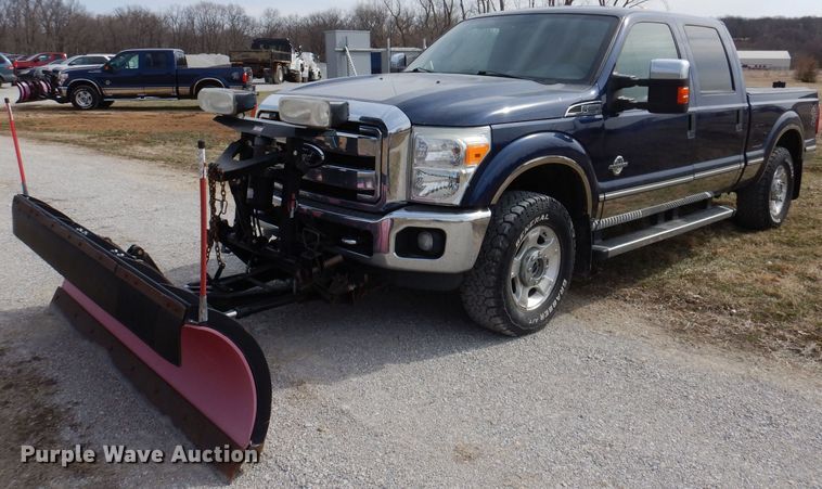 image for item MO9583 2011 Ford F250 Super Duty XLT  Crew Cab pickup truck