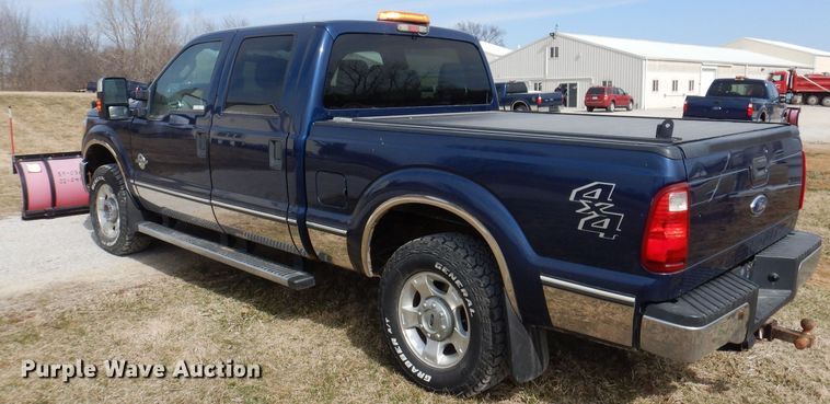 image for item MO9583 2011 Ford F250 Super Duty XLT  Crew Cab pickup truck