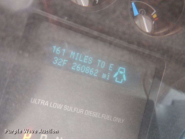 image for item MO9583 2011 Ford F250 Super Duty XLT  Crew Cab pickup truck