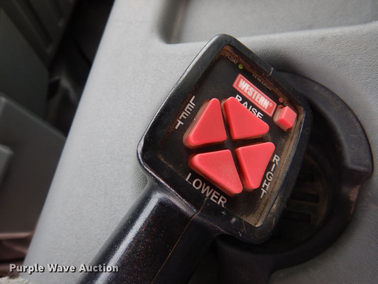 image for item MO9583 2011 Ford F250 Super Duty XLT  Crew Cab pickup truck