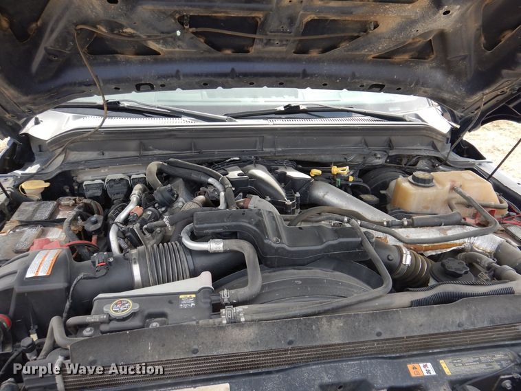 image for item MO9583 2011 Ford F250 Super Duty XLT  Crew Cab pickup truck