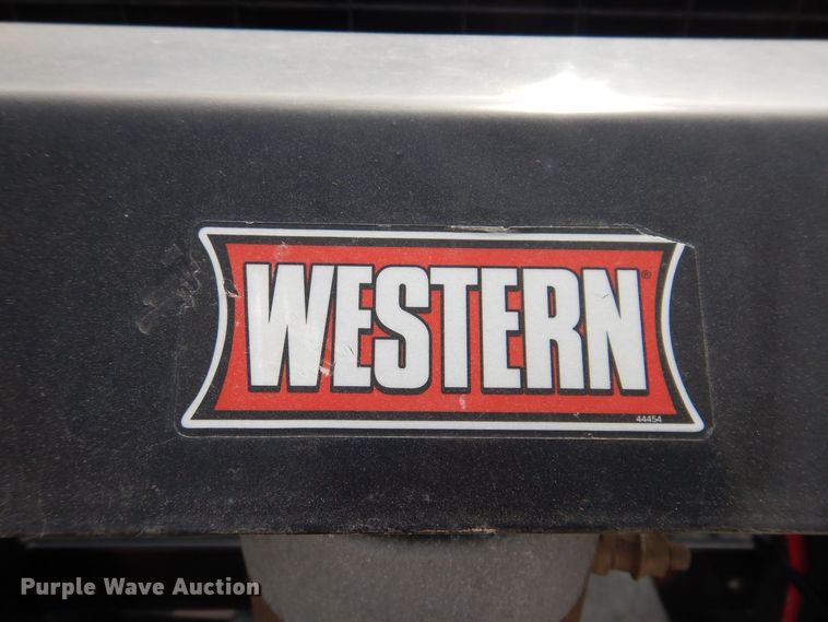 image for item MO9584 2011 Ford F250 Super Duty XLT  Crew Cab pickup truck