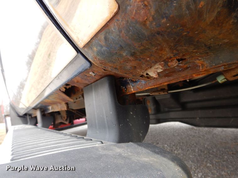 image for item MO9584 2011 Ford F250 Super Duty XLT  Crew Cab pickup truck