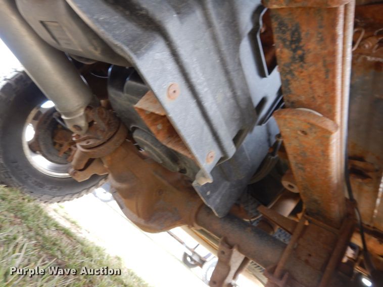 image for item MO9584 2011 Ford F250 Super Duty XLT  Crew Cab pickup truck