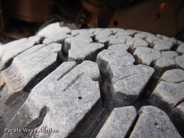 image for item MO9584 2011 Ford F250 Super Duty XLT  Crew Cab pickup truck