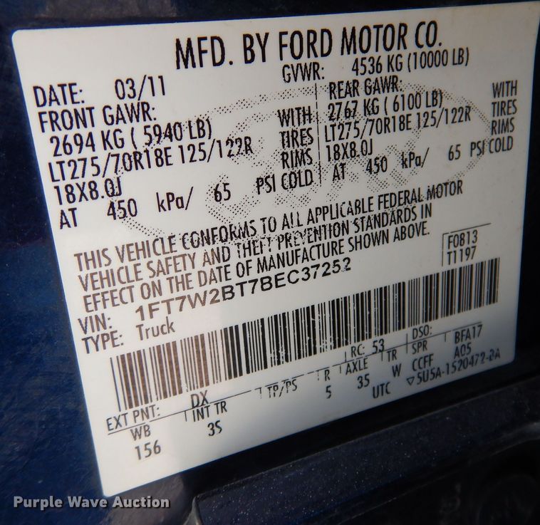 image for item MO9584 2011 Ford F250 Super Duty XLT  Crew Cab pickup truck