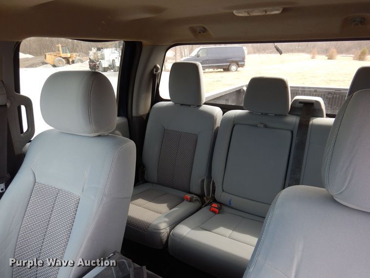 image for item MO9585 2012 Ford F250 Super Duty XLT  Crew Cab pickup truck