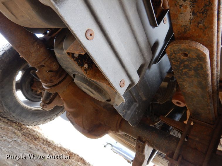 image for item MO9585 2012 Ford F250 Super Duty XLT  Crew Cab pickup truck