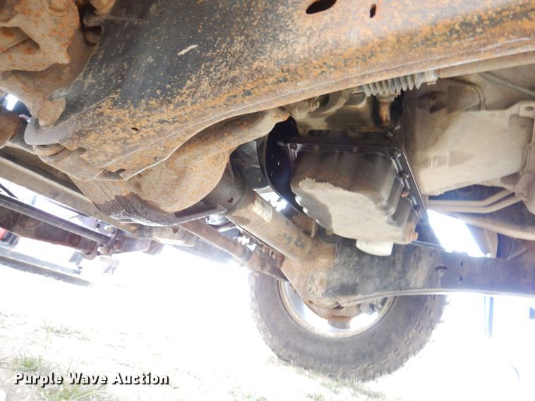 image for item MO9585 2012 Ford F250 Super Duty XLT  Crew Cab pickup truck