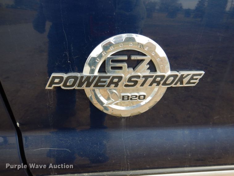 image for item MO9585 2012 Ford F250 Super Duty XLT  Crew Cab pickup truck