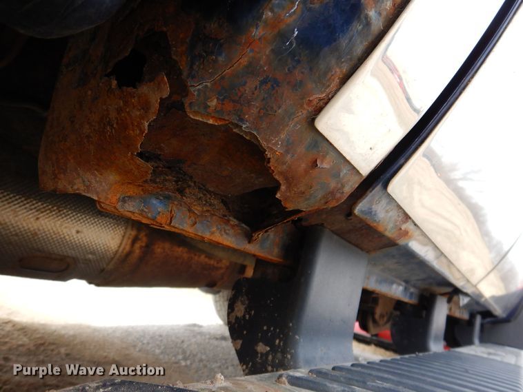 image for item MO9586 2011 Ford F250 Super Duty XLT  SuperCab pickup truck