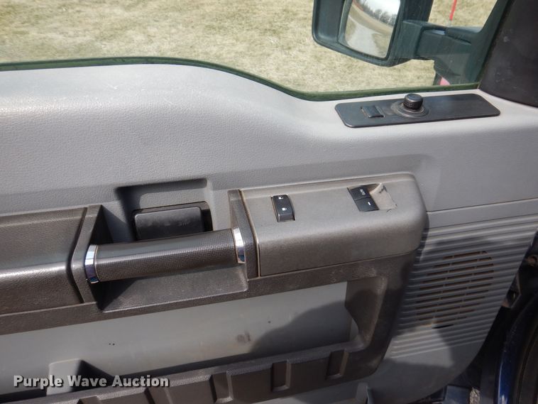 image for item MO9586 2011 Ford F250 Super Duty XLT  SuperCab pickup truck