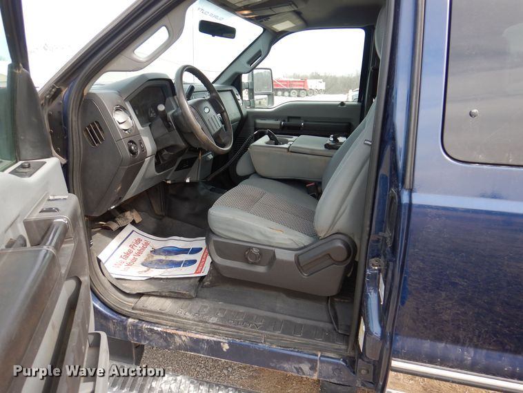 image for item MO9586 2011 Ford F250 Super Duty XLT  SuperCab pickup truck