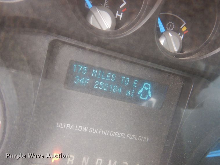 image for item MO9586 2011 Ford F250 Super Duty XLT  SuperCab pickup truck