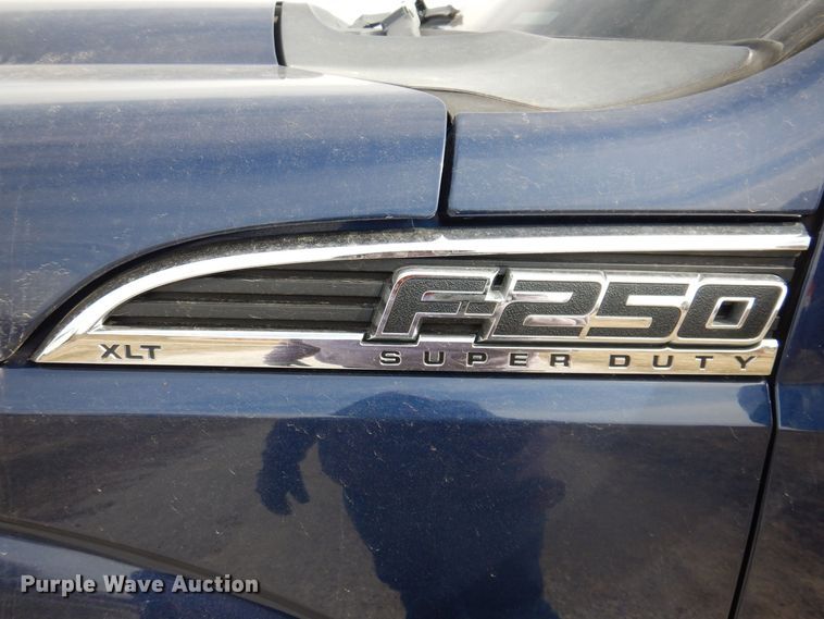 image for item MO9586 2011 Ford F250 Super Duty XLT  SuperCab pickup truck