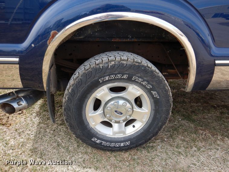 image for item MO9586 2011 Ford F250 Super Duty XLT  SuperCab pickup truck