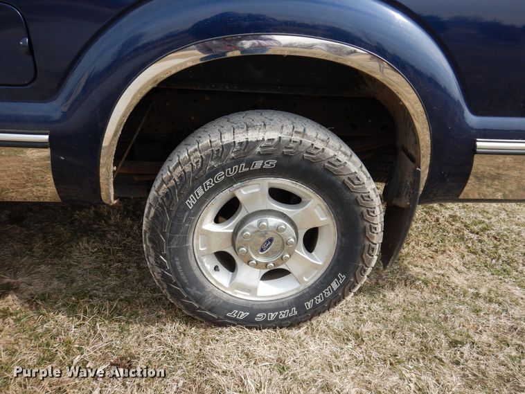 image for item MO9586 2011 Ford F250 Super Duty XLT  SuperCab pickup truck