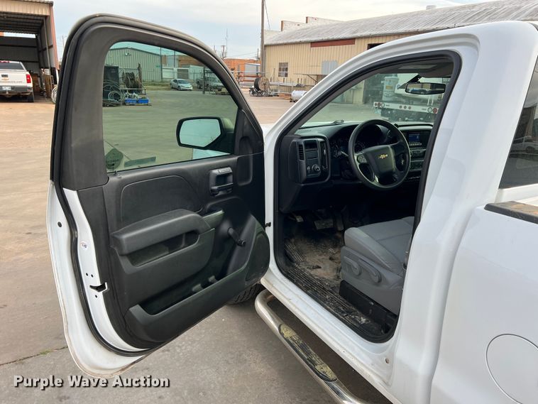 image for item MQ9856 2014 Chevrolet Silverado 1500  pickup truck