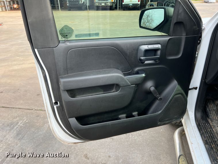 image for item MQ9856 2014 Chevrolet Silverado 1500  pickup truck