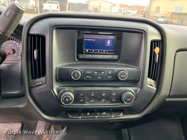 image for item MQ9856 2014 Chevrolet Silverado 1500  pickup truck