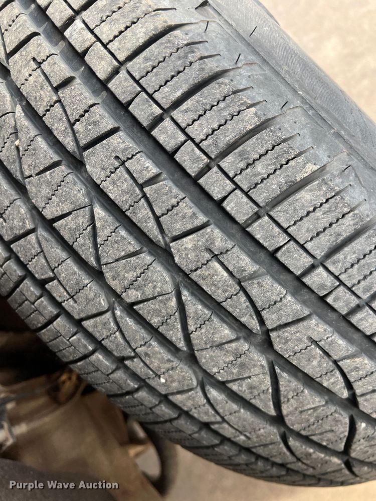 image for item MQ9856 2014 Chevrolet Silverado 1500  pickup truck