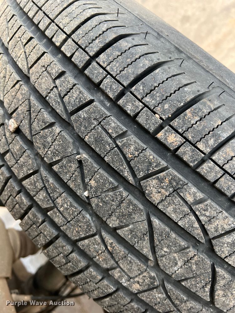 image for item MQ9856 2014 Chevrolet Silverado 1500  pickup truck