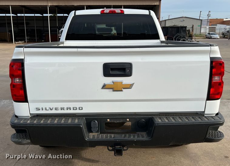 image for item MQ9857 2017 Chevrolet Silverado 1500  Double Cab pickup truck