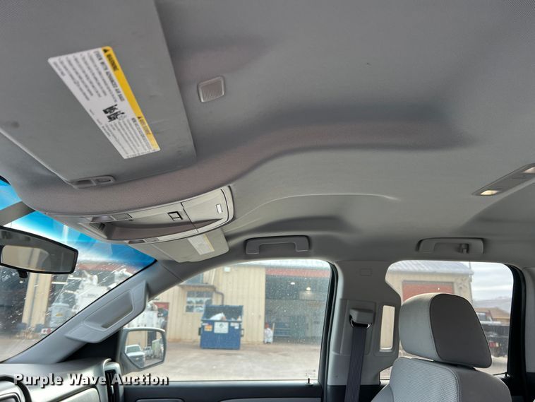 image for item MQ9857 2017 Chevrolet Silverado 1500  Double Cab pickup truck