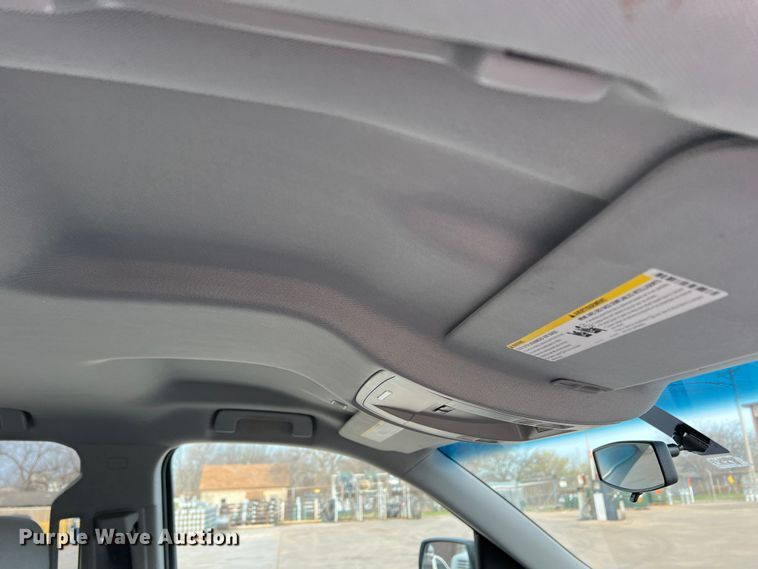 image for item MQ9857 2017 Chevrolet Silverado 1500  Double Cab pickup truck