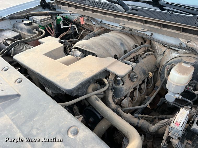 image for item MQ9857 2017 Chevrolet Silverado 1500  Double Cab pickup truck