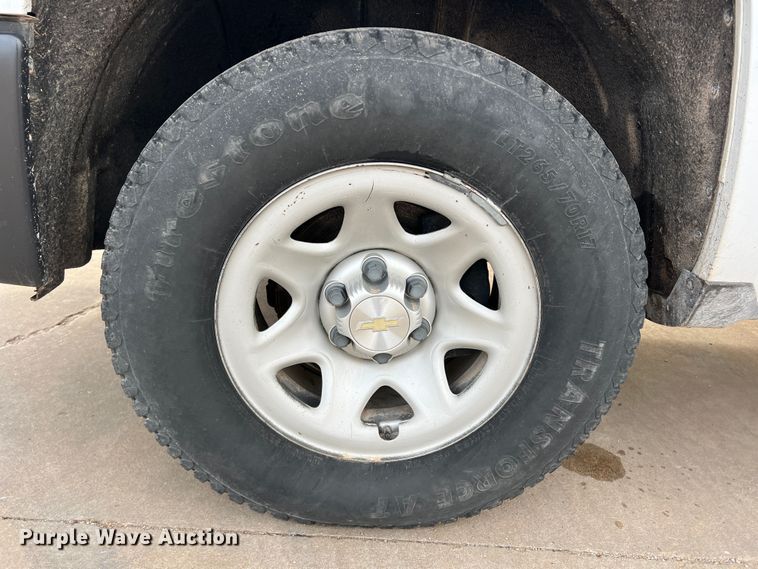 image for item MQ9857 2017 Chevrolet Silverado 1500  Double Cab pickup truck