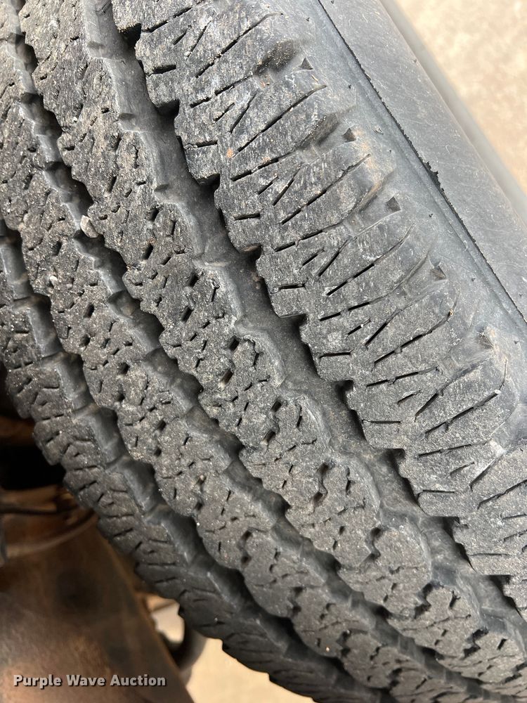 image for item MQ9857 2017 Chevrolet Silverado 1500  Double Cab pickup truck