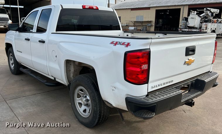 image for item MQ9859 2017 Chevrolet Silverado 1500  Double Cab pickup truck