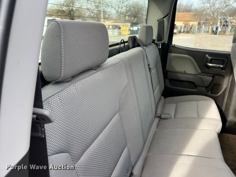 image for item MQ9859 2017 Chevrolet Silverado 1500  Double Cab pickup truck