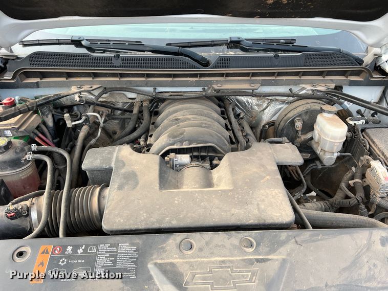 image for item MQ9859 2017 Chevrolet Silverado 1500  Double Cab pickup truck