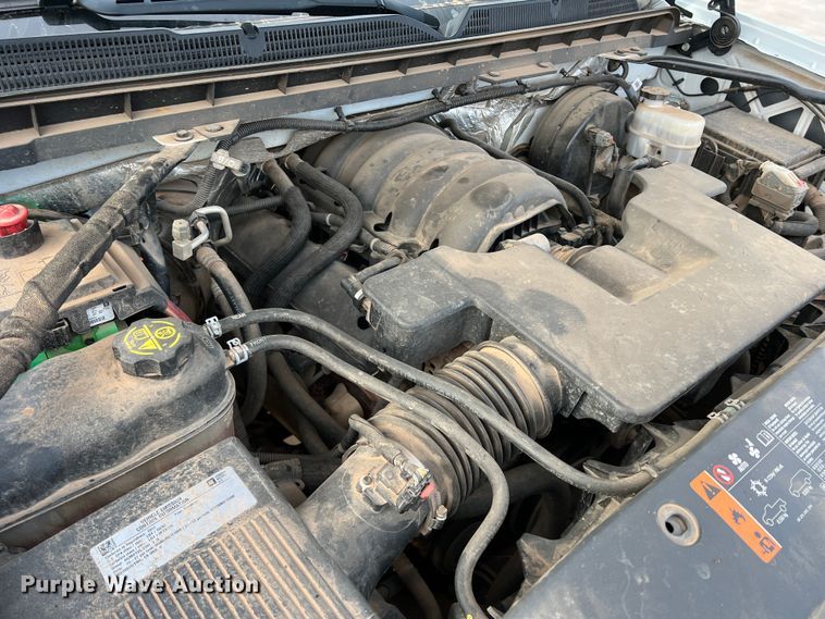 image for item MQ9859 2017 Chevrolet Silverado 1500  Double Cab pickup truck