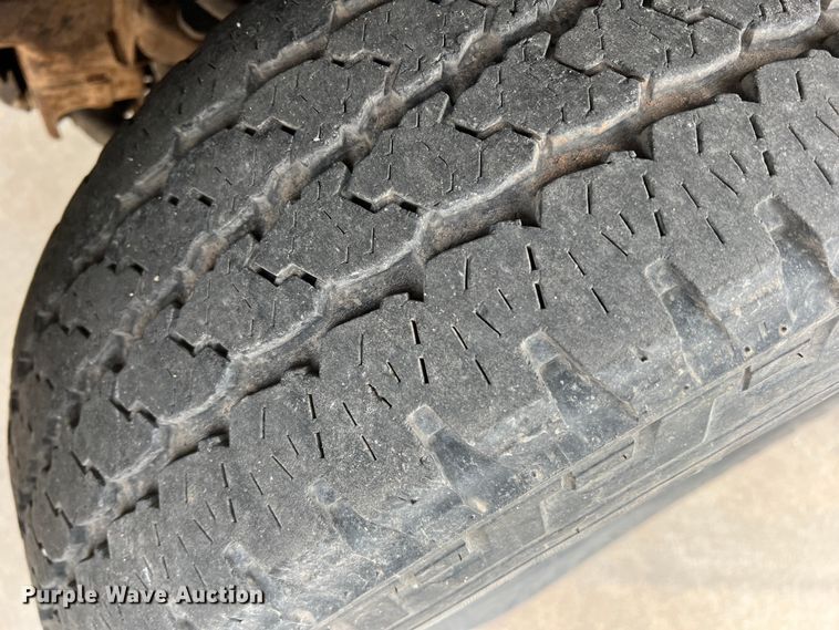 image for item MQ9859 2017 Chevrolet Silverado 1500  Double Cab pickup truck