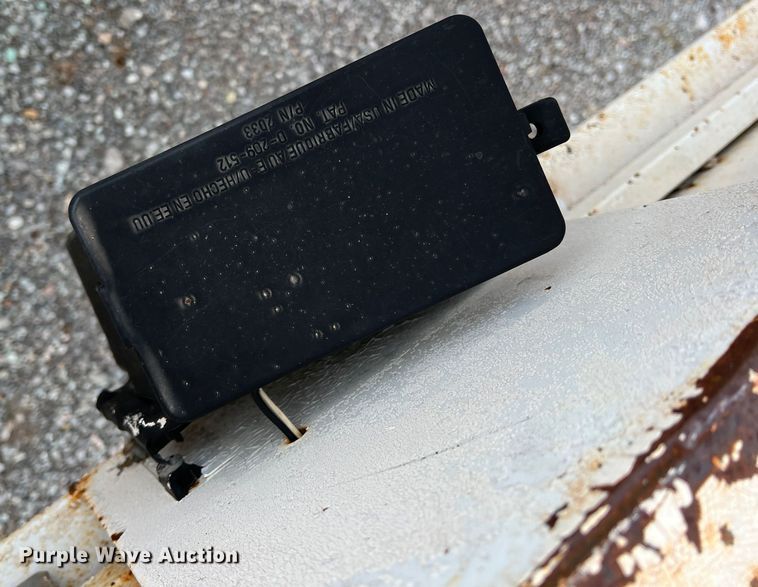 image for item MQ9861 2000 Keifer  reel trailer