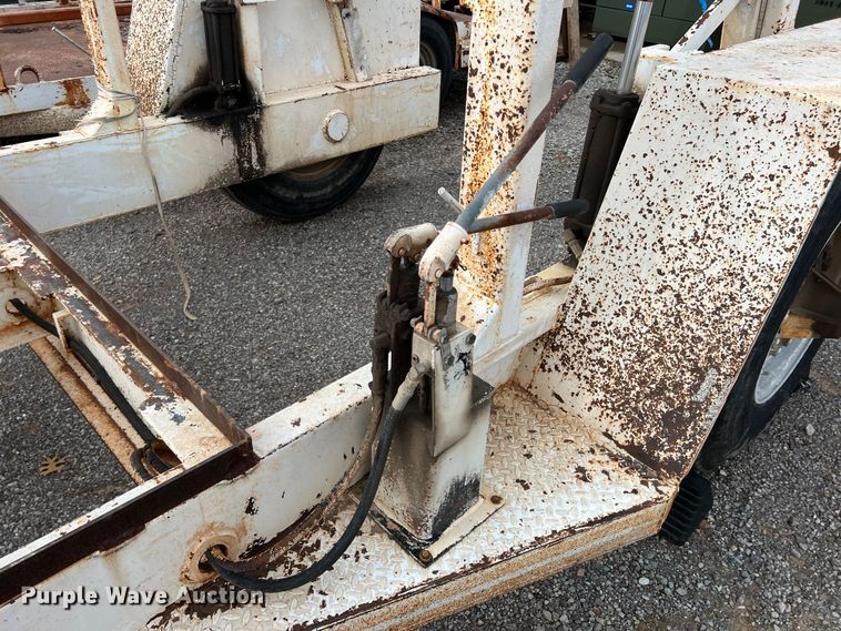 image for item MQ9861 2000 Keifer  reel trailer