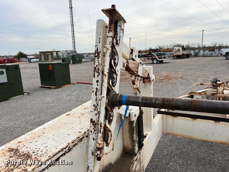 image for item MQ9861 2000 Keifer  reel trailer